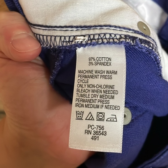 Izod size 14 Royal Blue Color High Waisted Stretchy Soft Denim Capris - Picture 11 of 11